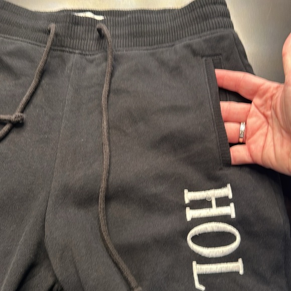 Hollister Sz XS black joggers super soft - Picture 4 of 6